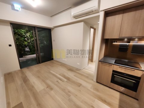 柏蔚森 啟德 中層 1639842 售盤