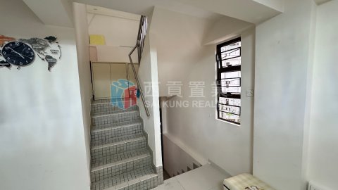 井欄樹村 清水灣