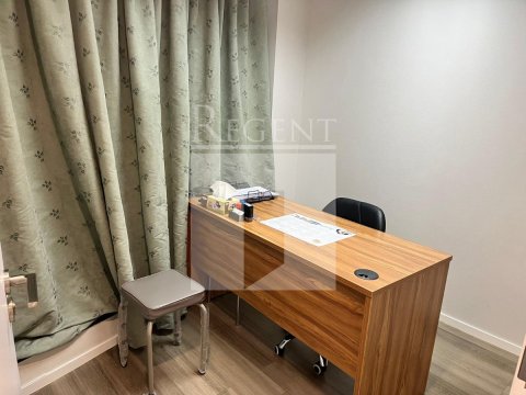 Hong Kong Property, Hong Kong Office