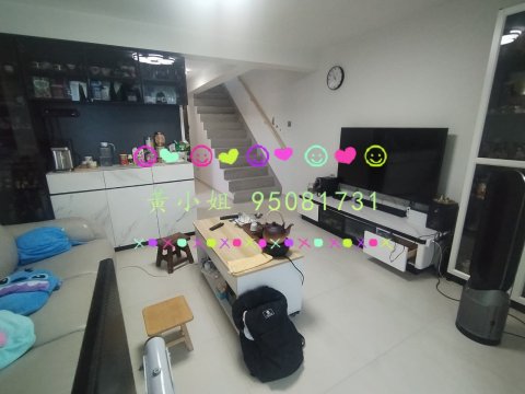 樟樹灘   95081731 內置樓梯上天台