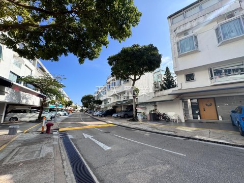 匡湖居 