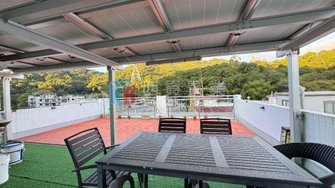 井欄樹村 清水灣