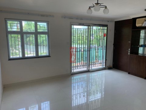 坑头村管理屋苑连吉地车位 上水 006194 售盘