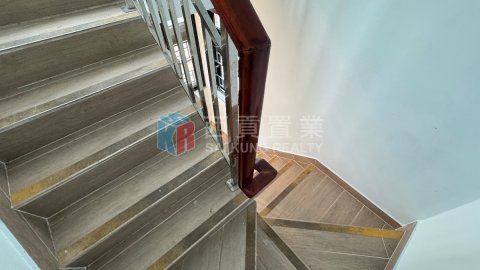 南圍