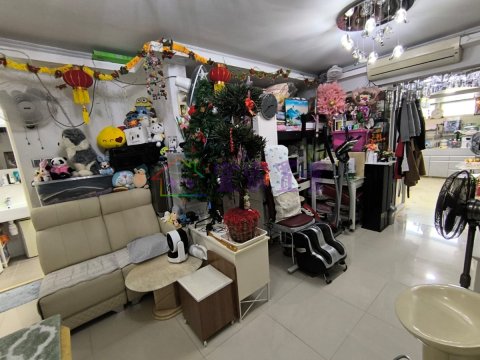 新麗花園●屋苑地下連花園 元朗 低層 005376 售盤