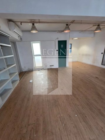 Sheung Wan Office, Full View Commercial Building