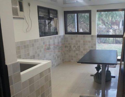 ==草地圍牆花園==