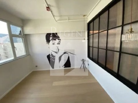 PROFICIENT IND CTR (鴻力工業中心) 