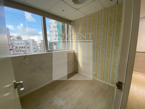 WAY ON COM BLDG (維安商業大廈) 
