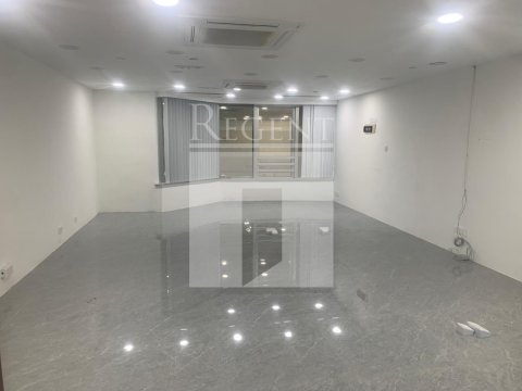 PO ON COM BLDG (宝安商业大厦) 