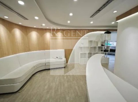 700 NATHAN RD (彌敦道700號) 