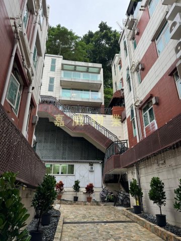 李屋村 沙田豪苑