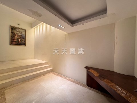 富嘉堡
