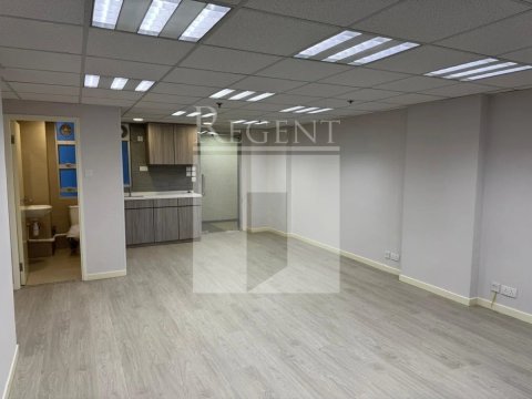 HENNESSY PLAZA (亨宁大厦) 