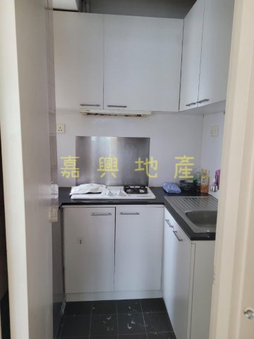 河畔花園 B座