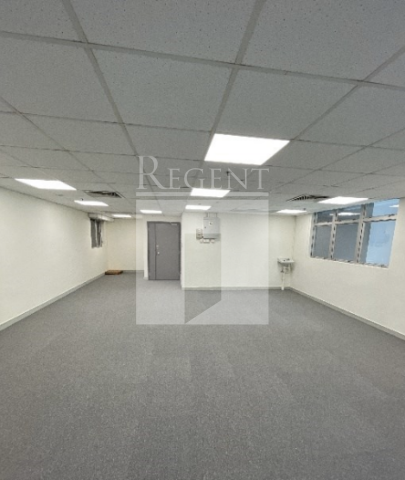 135 BONHAM STRAND TRADE CTR (文咸东街135商业中心) 