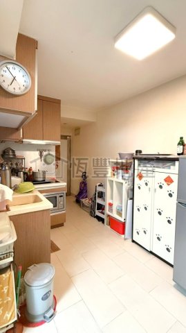 ARTLAND COURT