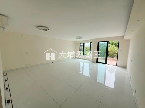 倚龍山莊  