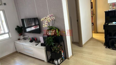 錦龍苑 馬鞍山 中層 010844 售盤