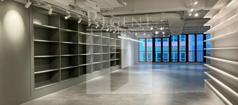 THE WHITNEY () 