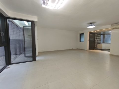駿寶居  95080030