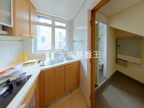 龍成堡  