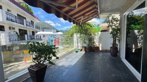 菠蘿輋