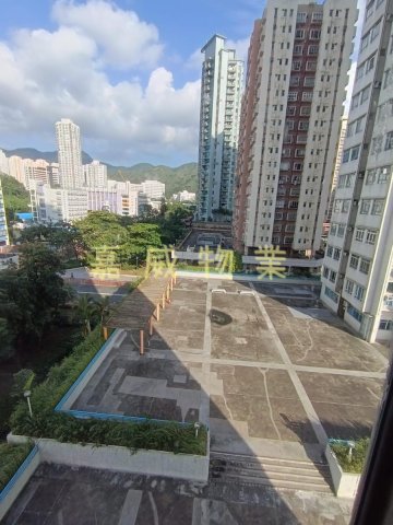 河畔花園 F座
