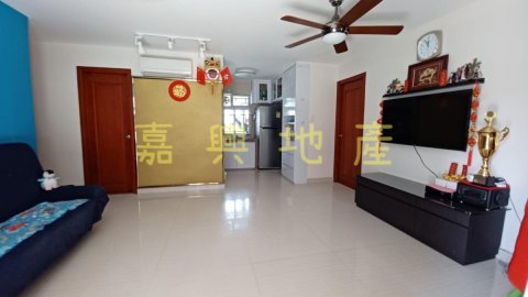 散頭角村  95081731 車到門口