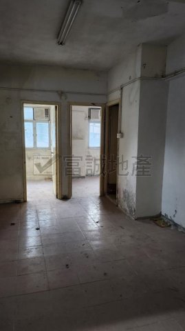 萬年戲院大廈 黃大仙 低層 T124525 售盤