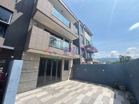 珀嶺●地下入車花園 元朗 低層 005441 售盤
