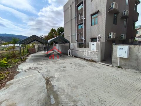 錦上路村屋