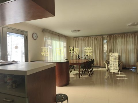 半山洲 @ EMILY 95080096