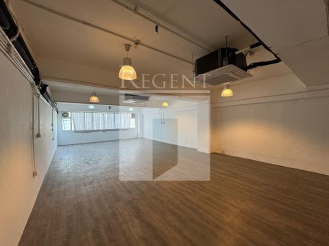 Kwun Tong Industrial, Wang Kwong Industrial Building