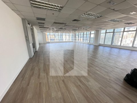 Kwun Tong Office, Egl Tower