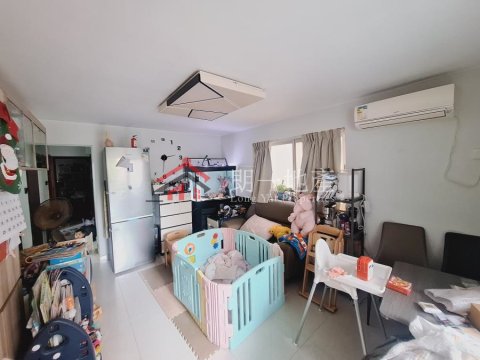 錦上路村屋