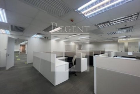 SKYLINE TWR (宏天广场) 