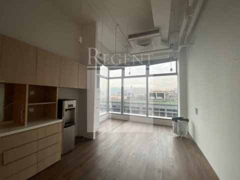 8 Observatory Rd (天文台道8號) 