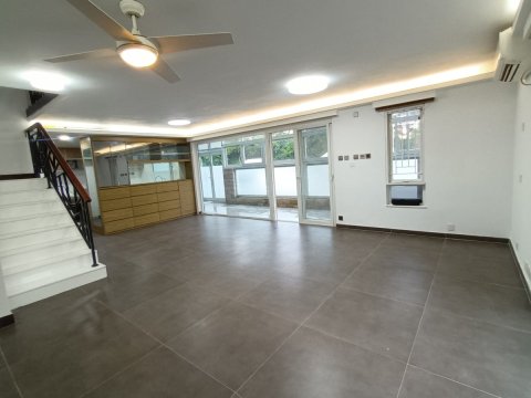 黃宜坳村 皇悅居 95080030