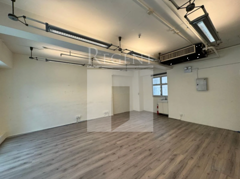 Wan Chai Industrial, Keen Hung Commercial Building