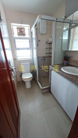 散頭角村  95081731 車到門口