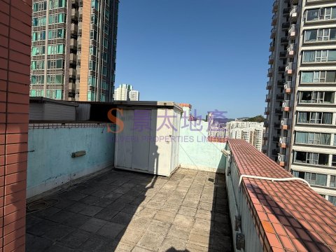 海灣華庭 筲箕灣 高層 000300 售盤