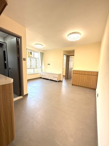 愉城苑 D座 城康閣