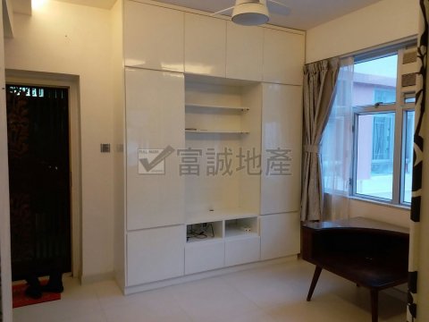 宝翠大厦 黄大仙 中层 N017420 售盘