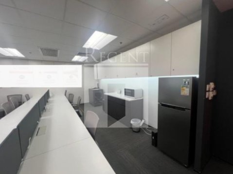 SKYLINE TWR (宏天廣場) 