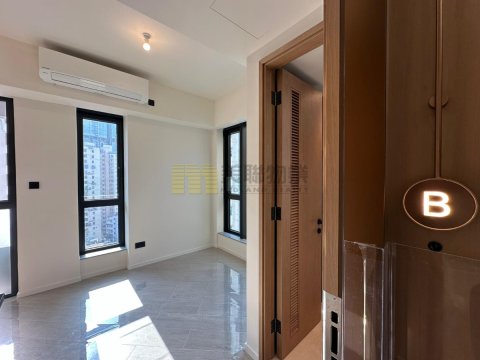 傲華 筲箕灣 高層 1640002 售盤