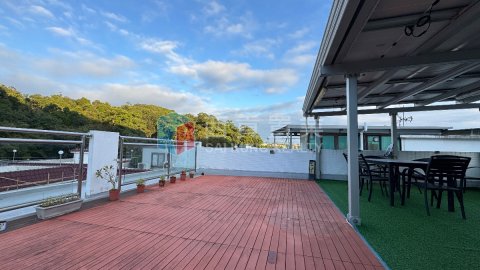 井欄樹村 清水灣