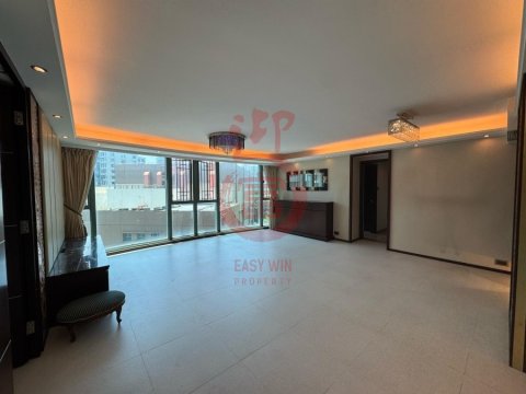 海逸豪园 红磡 中层 A022986 售盘