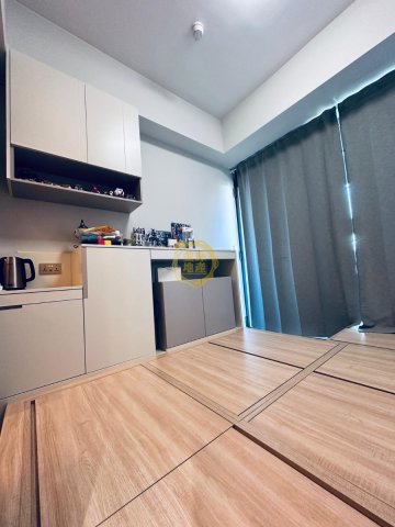 THE ROYALE SKYPOINT ROYALE 