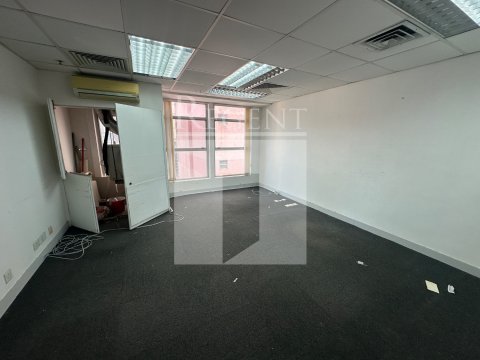 CAMERON COM CTR (金聯商業中心) 
